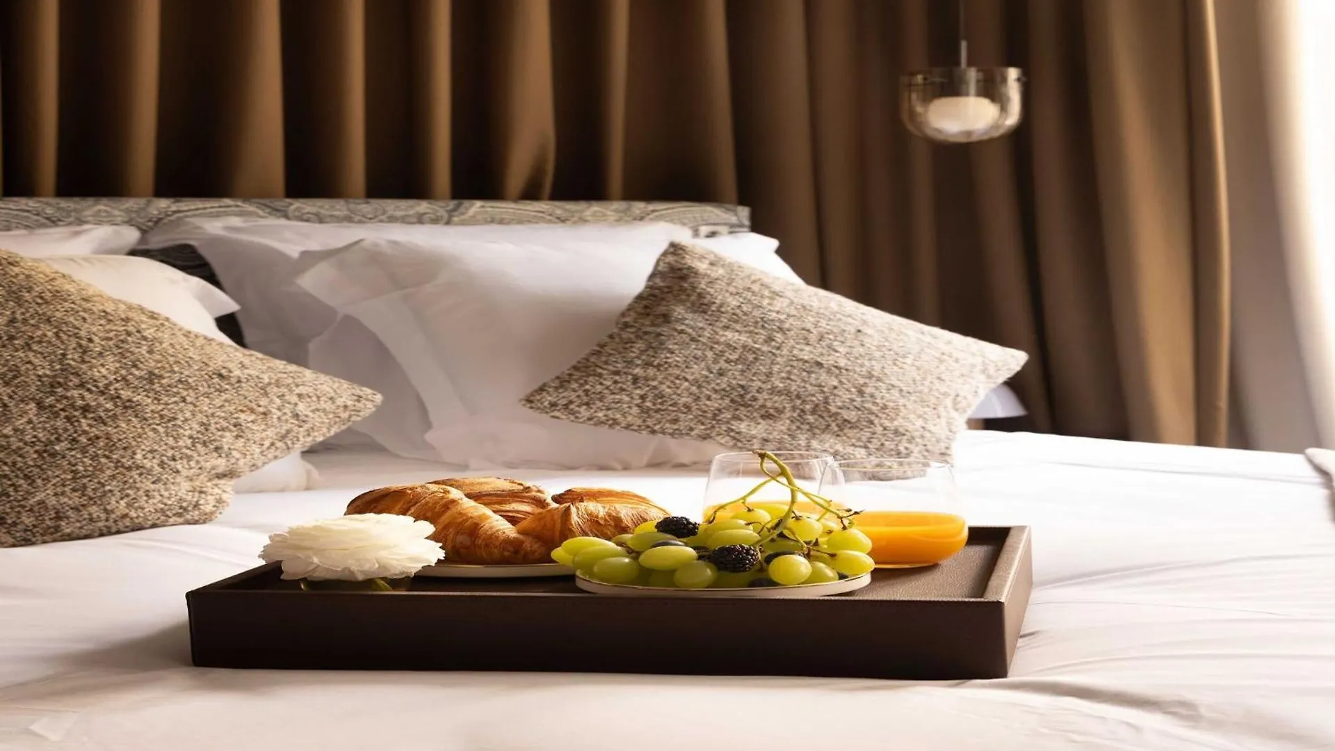 Palais Bourbon Hotel - Room 43- 2P - Invalides Paris 0*,  France